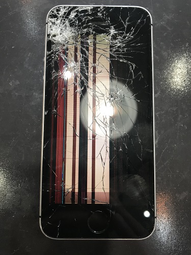 iPhoneSE液晶修理前