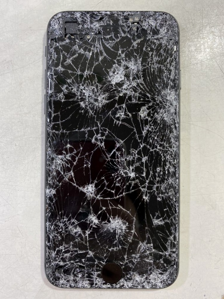 iPhone 8画面修理